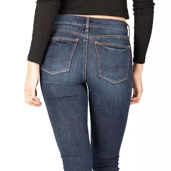 Silver Jeans - Picture 8 of 14